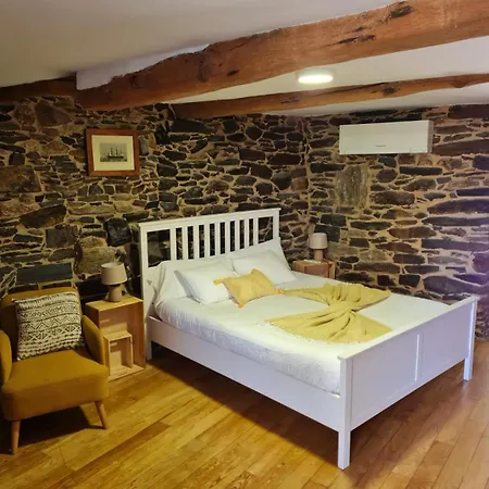 לינה וארוחת בוקר Cabo Do Mundo צ'נטדה