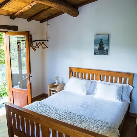 לינה וארוחת בוקר Cabo Do Mundo צ'נטדה