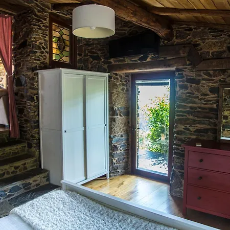 Cabo Do Mundo לינה וארוחת בוקר 4*