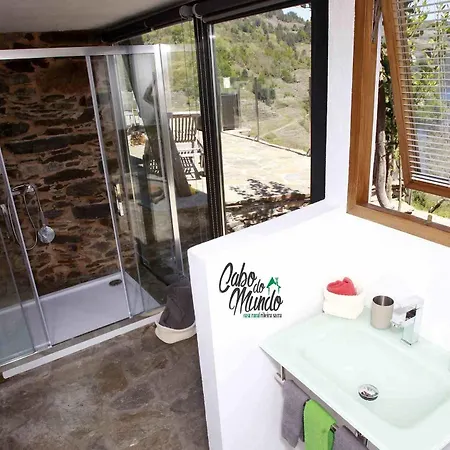 Cabo Do Mundo Bed & Breakfast 4*