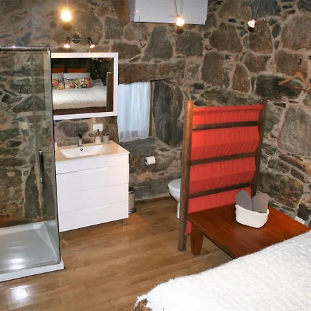 Cabo Do Mundo לינה וארוחת בוקר צ'נטדה