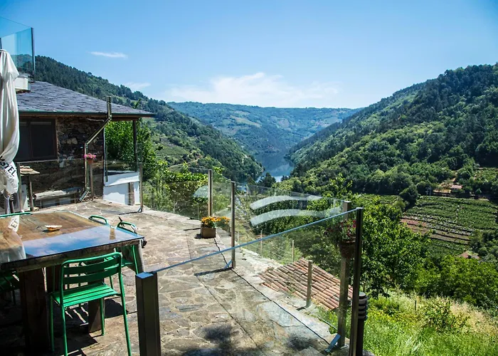 Bed & Breakfast Cabo Do Mundo Chantada