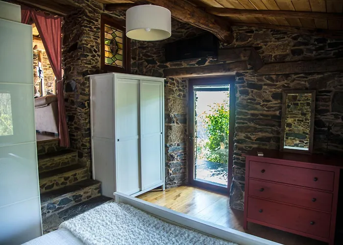 Cabo Do Mundo Bed & Breakfast 4*