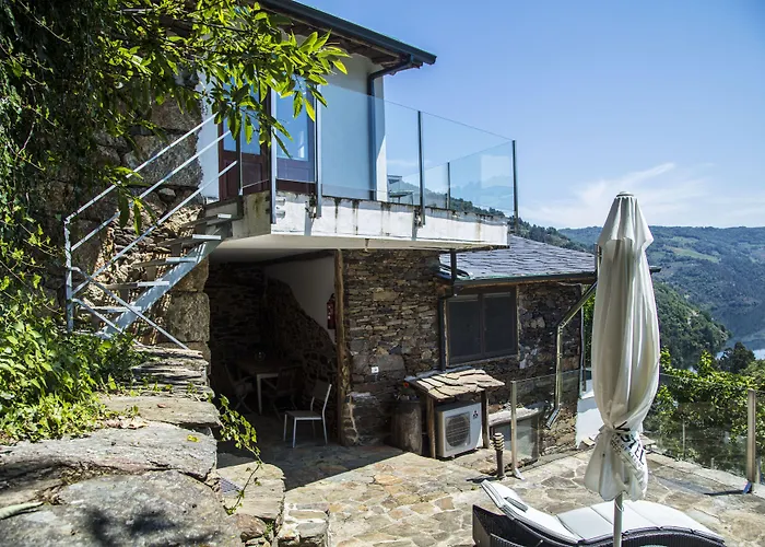 Cabo Do Mundo Bed & Breakfast Chantada